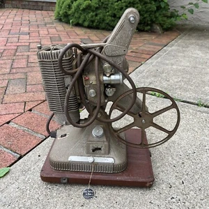 Vintage Keystone Regal K109 8mm Projector - Unknown If Working Or Not - Picture 1 of 6
