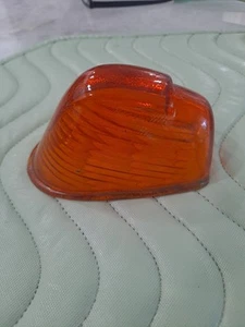 Vintage AMBER GLASS Clearance Marker Light Lamp LENS# LS 303 - Picture 1 of 9
