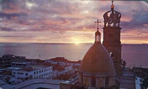 Beautiful Twilight Exotic Puerto Vallarta Mexico Church Guadalupe Postcard - Picture 1 of 2