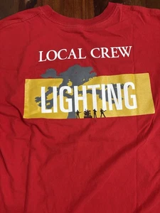 Camiseta roja U2 The Joshua Tree Tour 2017 “Lighting Crew” para hombre talla mediana RARA - Imagen 1 de 6