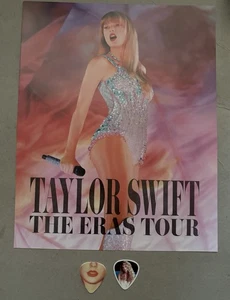 Taylor Swift 8 x 10 Sammlerdrucke & 2 RAR! Gitarrenplektren! - Bild 1 von 4