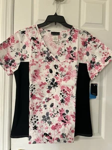 NWT Women’s Cherokee Flexibles Scrub Top Size Large - Picture 1 of 6