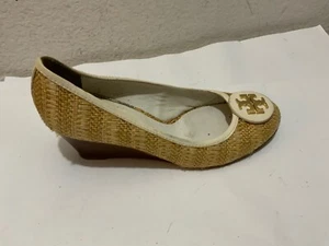 Tory Burch Beige/White Jute And Leather Wedge Pumps 8 - Picture 1 of 11