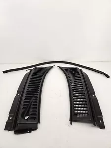 1999-2007 Super Duty Ford F250 F350 F450 F550 Windshield Wiper Cowl Panel Grille - Picture 1 of 5