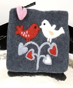 Klippan Felted Wool Purse Change Coin Purse Nepal Birds hearts zipper RRP £12 - Picture 1 of 7