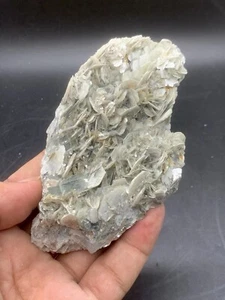 210 Grams Aquamarine With Muscovite Specimen. - Picture 1 of 11