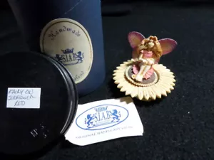 Baratija Fairy on Sunflower (Rojo) Caja del Tesoro S.I.A.B. Surprise Its a Box - Imagen 1 de 6