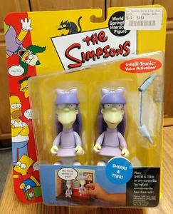 Figuras de acción Intelli-Troonic de Sherri y Terri de Playmates de Los Simpson, ¡sin usar! - Imagen 1 de 5