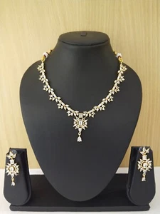 Ethnisch Indisch Vergoldet Bollywood Braut AD Halskette Schmuck Set Ohrstecker - Picture 1 of 1