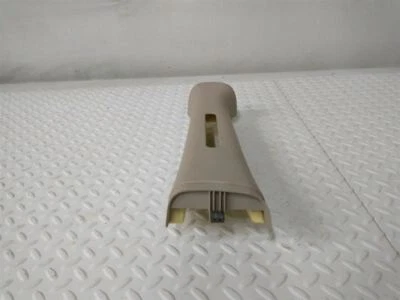 01-05 Chrysler PT Cruiser Limited bisel ajustador del cinturón de seguridad del conductor delantero Foto 1 de 4