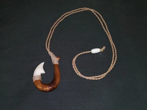 Hawaii Koa Holz & Knochen - Barb Fisch Haken Halskette - handgefertigt - NIEDRIGER PREIS - SCHÖN - Bild 1 von 2