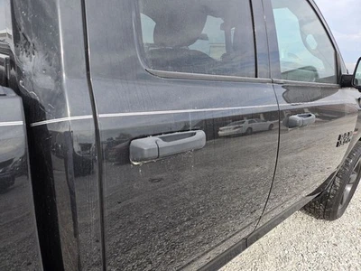 Puerta lateral trasera de pasajero estilo clásico para camioneta Dodge 1500 09-24 3568057 Foto 1 de 4