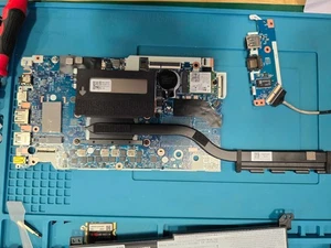Lenovo V15 G3 IAP Motherboard – 8GB RAM | 12th Gen intel core i5-1235U | Tested - Afbeelding 1 van 2