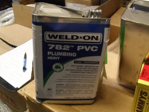 Weld on 782 1 Gallon 14015 Heavy bodied medium setting PVC clear cement - Picture 1 of 1