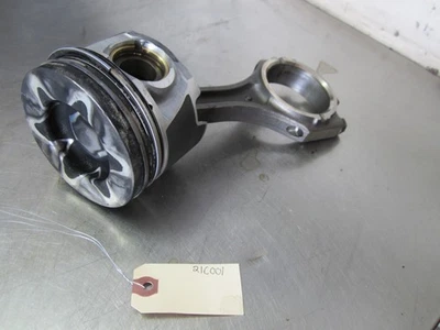 Piston and Connecting Rod Standard 07-10 Chevrolet Silverado 2500 HD 6.6 9735263 - Image 1 of 4