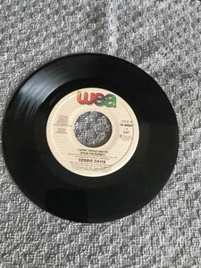 Debbie Davis--j'alime i'amour ave toi--dont blame her--24 94507 - Picture 1 of 1
