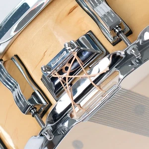 Ludwig [Used] Snare Drum Ludwig LS401 Classic Maple 14x5 - Picture 1 of 7
