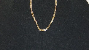 Pulsera 7 1/2" - 14 KT enchapada en oro eslabón torcido - Imagen 1 de 1