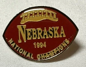 Vintage 1994 Nebraska Cornhuskers Football National Champions  1" Lapel Pin - Bild 1 von 3