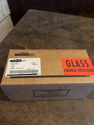 外壳 / New Holland 灯 - A187911 CNH 正品 原始设备制造商灯 — 第 1/4 张图片