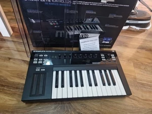 Native KOMPLETE KONTROL S25 - Bild 1 von 3
