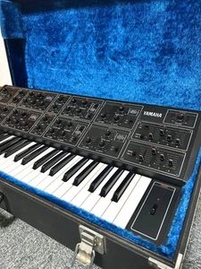 YAMAHA CS-15 Analog Synthesizer – Vintage – Tested – w/ Original Case – 100V - Picture 1 of 18
