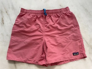 Boy's Patagonia Baggies in XXL/16-18 (5in inseam) - Picture 1 of 6