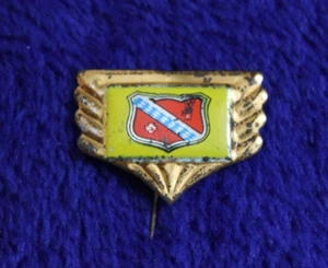 Vintage Buick Metal Hat Lapel Pin Accessory Crest Logo - Picture 1 of 3