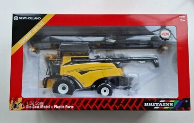 BRITAINS NEW HOLLAND CR9.90 COMBINE (NEW DECAL) 1/32 SCALE - Image 1 of 2