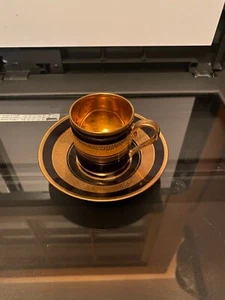 Limoges Legle Porcelana Artística Azul Cobalto y Dorada ~ Copa Demitasse y Platillo - Imagen 1 de 2