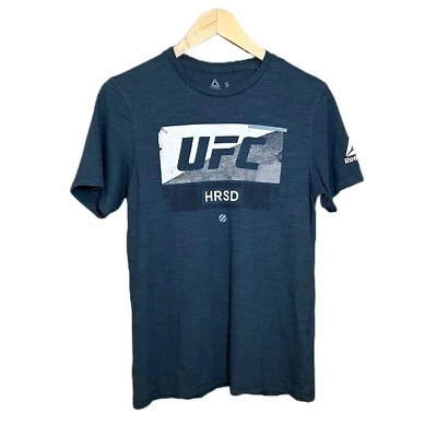 EXCLUSIVA Pequeña UFC Reebok HRSD | Camiseta Azul Oscuro Hombre Foto 1 de 4