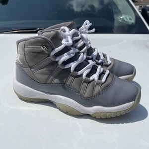 Air Jordan 11 Retro "Cool Grey" 2021 Jugend - Größe 4 Jungen - Damengröße 5,5 ohne Karton - Bild 1 von 11