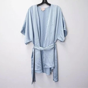 Show me your mumu robe flaws as shown please review photos - Picture 1 of 5