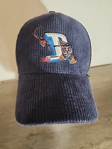 Cappello snapback riferimento parodia Detroit Pistons X Tigers Motor City velluto a coste blu - Foto 1 di 9