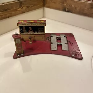 Marx Roadside Rest Gas Oil Service Station Litho Tin Toy READ - Picture 1 of 8