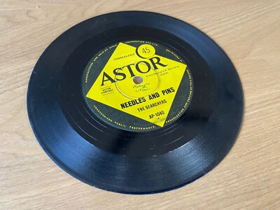 The Searchers -Needles & Pins/ Saturday Night Out orig 1965 "Astor" 45rpm single - Image 1 of 2