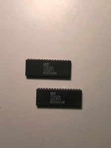 IDT71V124SA 128Kbx8 12nS 3,3V Static RAM memory SO32-2 IDT genuine part x2 pcs - Foto 1 di 1