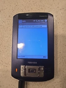 Toshiba ~ Pocket PC e405 ~ WM 2003 ~ PD400U ~ With Stylus & Case & Charger - Picture 1 of 4
