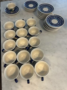 16 Boleslawiec Tuscany Grapes Cup & Saucer Sets Pottery Poland EUC - Picture 1 of 6