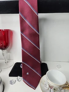 Vintage Karriere Krawatten Uniform Krawatte burgunderrot mit blauen und weißen Streifen gebraucht, in einwandfreiem Zustand - Bild 1 von 18