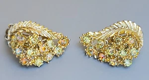 Vintage BSK Earrings Colored Glass Rhinestones Gold Molded Leaf Clip-On - Picture 1 of 4