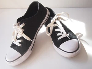 Lace up plimsolls pumps trainer skaters plimsoles - Picture 1 of 9