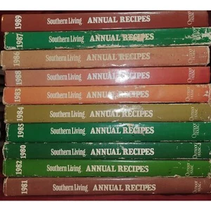 VTG 1980s Southern Living Annual Recipes Cookbook Set of 10 (1980-1989) - Foto 1 di 6