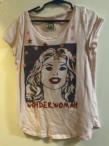 Wonder Women Love + Art T-Shirt Pink Girl’s Size Medium Youth FREE SHIPPING - Picture 1 of 3