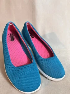 Skechers Blue Teal goga mat, Pink Insoles, Memory Foam Women's 7.5 - Picture 1 of 7