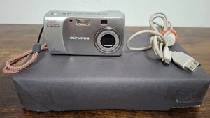 OLYMPUS CAMEDIA Model D-540 ZOOM 3,2 MEGAPIXEL DIGITALKAMERA - Bild 1 von 24