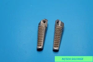 98-01 HONDA VFR800 VFR 800 REAR BACK PASSENGER PEG SET PAIR - Picture 1 of 8