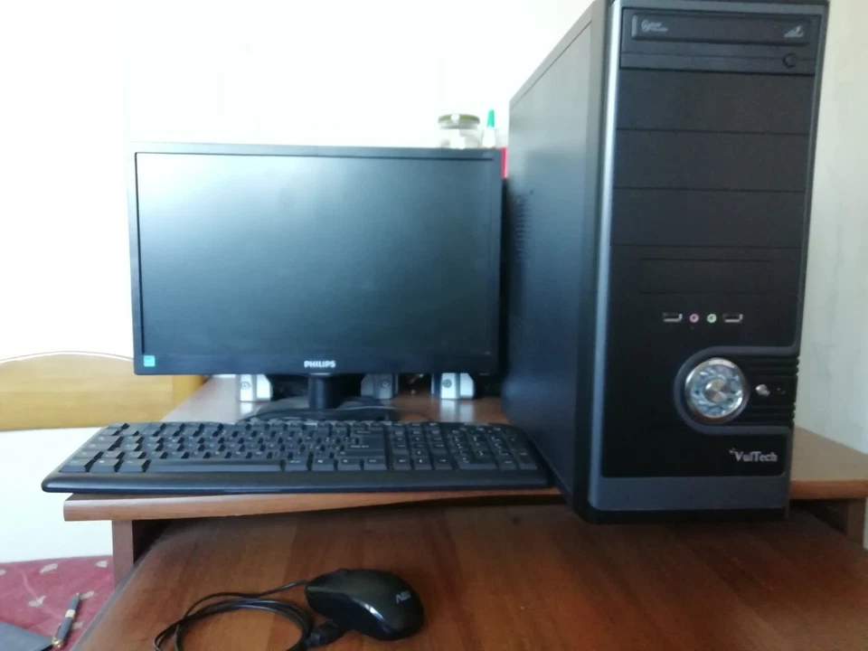 Computer fisso pari al nuovo, vendo per inutilizzo...solo interessati 3770987841 - Immagine 1 di 1