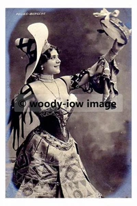 rp17539 - Folies Bergere Showgirl - print 6x4 - Picture 1 of 1