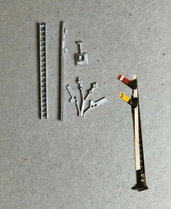 P&D Marsh N Gauge n Scale B332 LNER home + distant signal kit requires painting - Picture 1 of 1